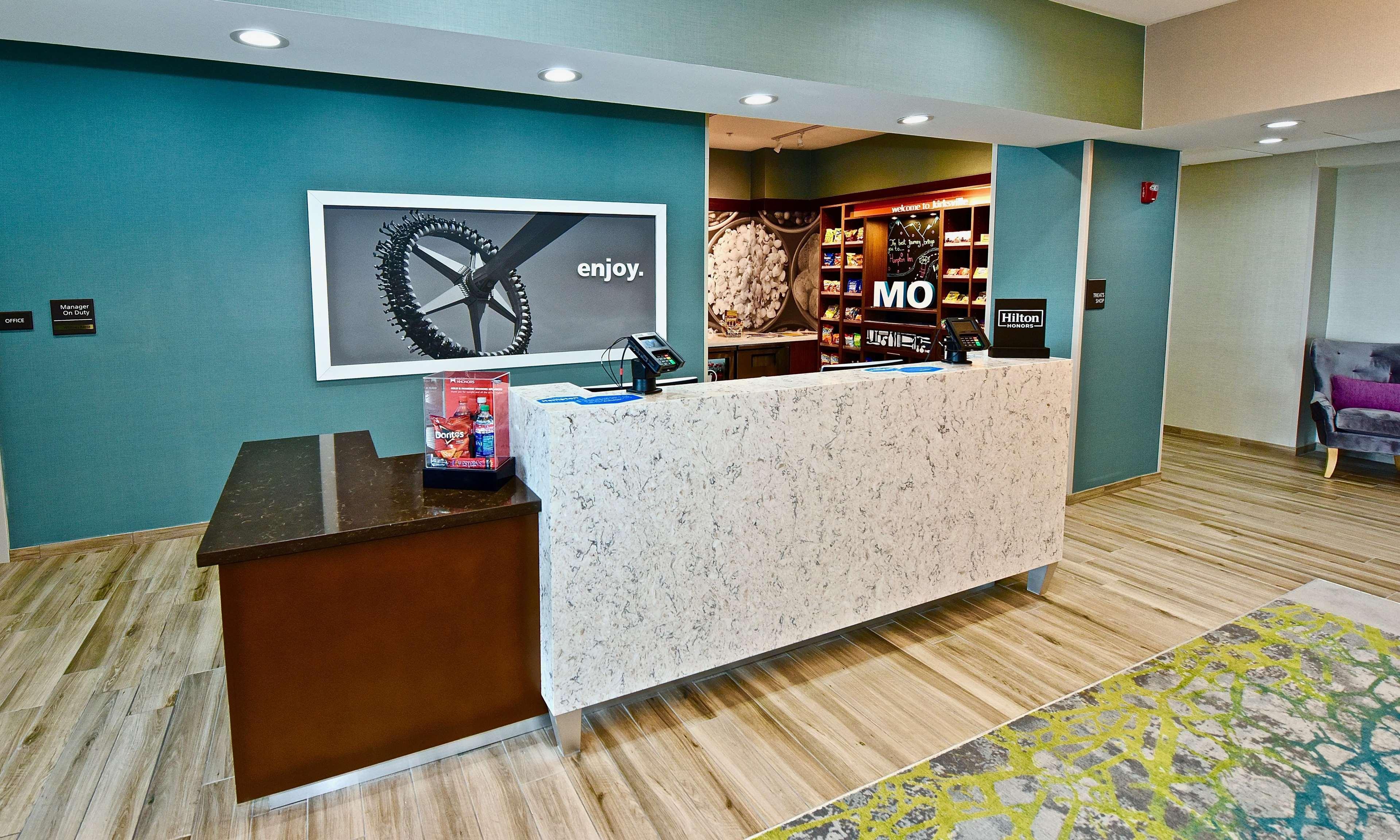 Hampton Inn By Hilton Kirksville Mo Exterior photo